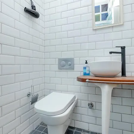 Villa Exclusive House With 2 Including 4 Bedrooms And 4 Bathrooms In Total