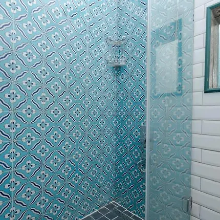 Exclusive House With 2 Including 4 Bedrooms And 4 Bathrooms In Total Villa