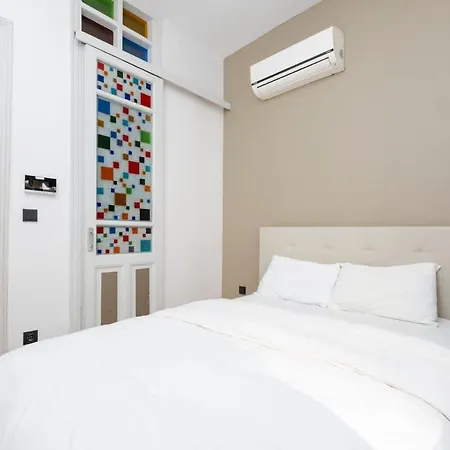 Exclusive House With 2 Including 4 Bedrooms And 4 Bathrooms In Total Villa